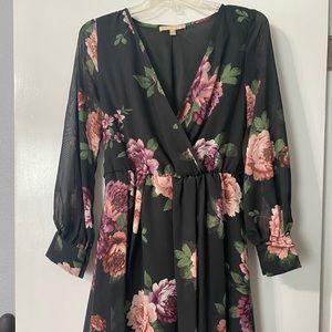 Black floral dress. Size Small.